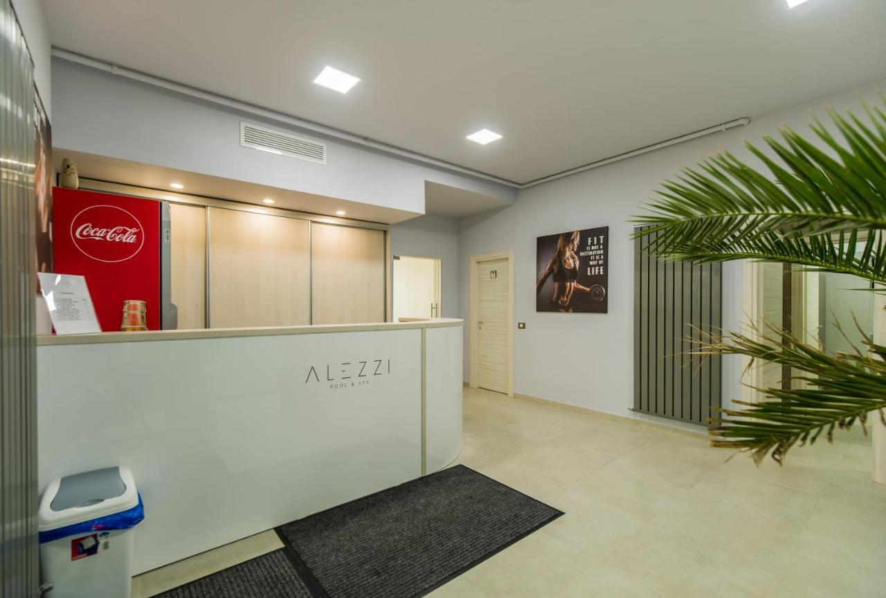 Sole Apartment Spa N Pools Beach Resort Navodari Ngoại thất bức ảnh